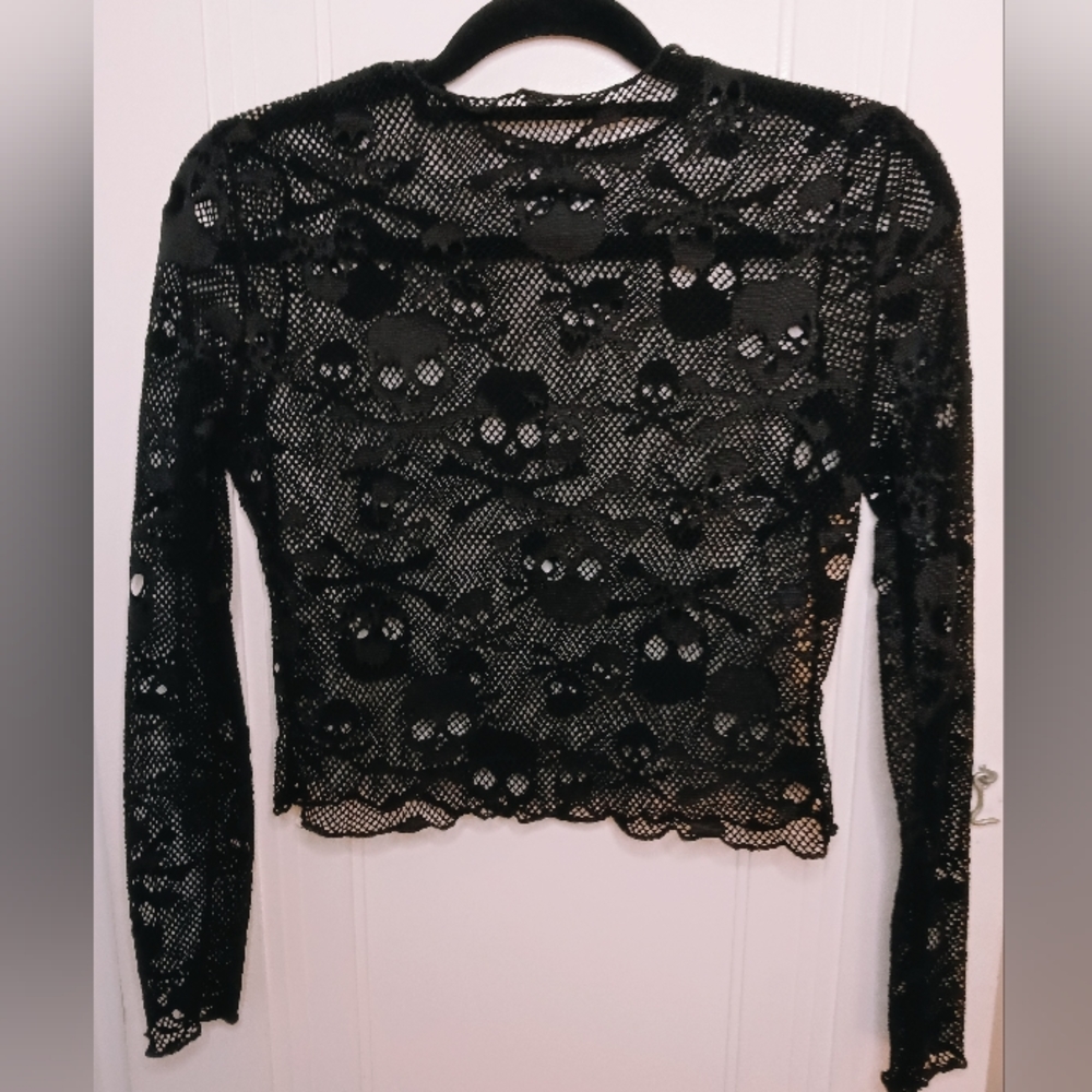 Skull mesh crop top